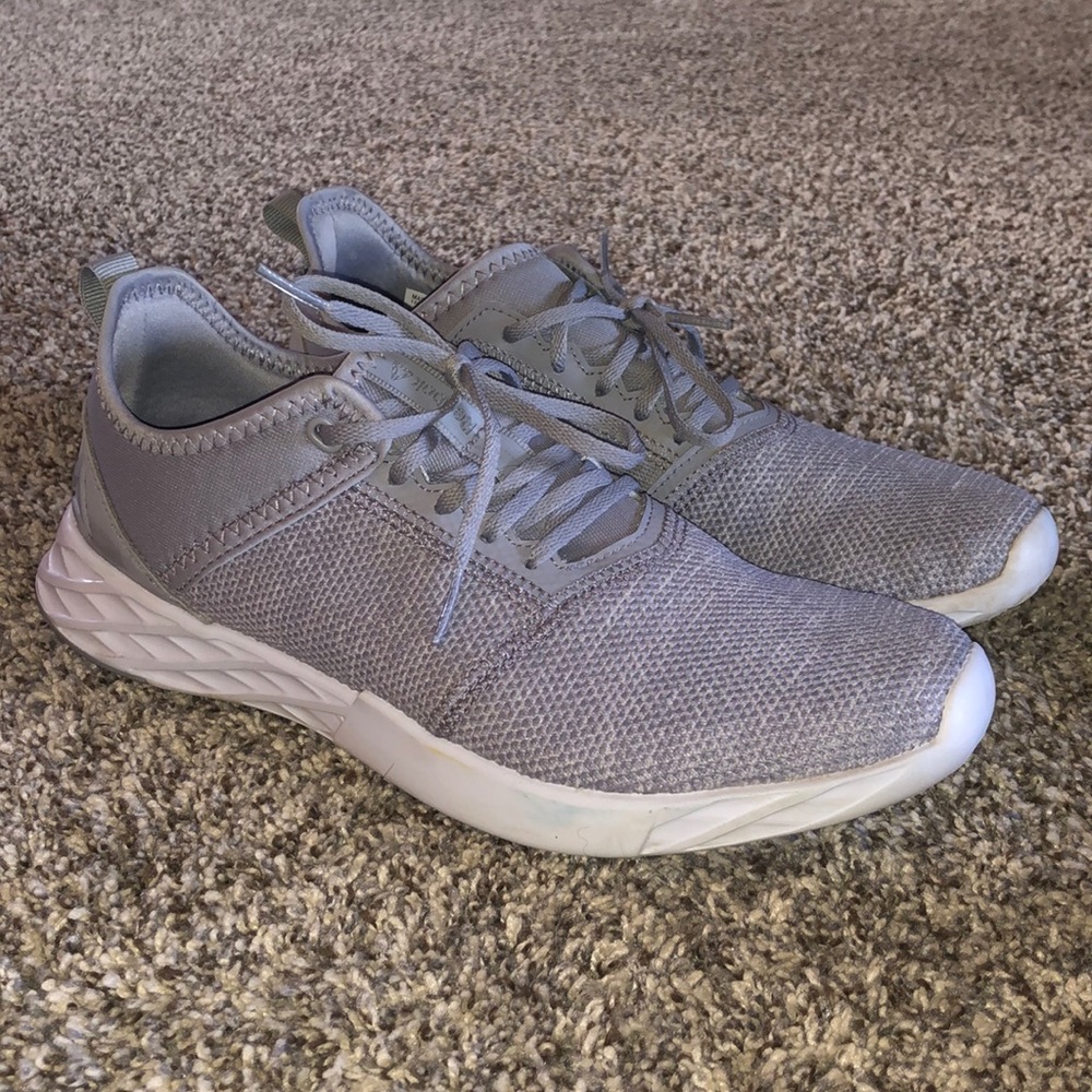 Reebok Women’s Tennis Shoes 7.5